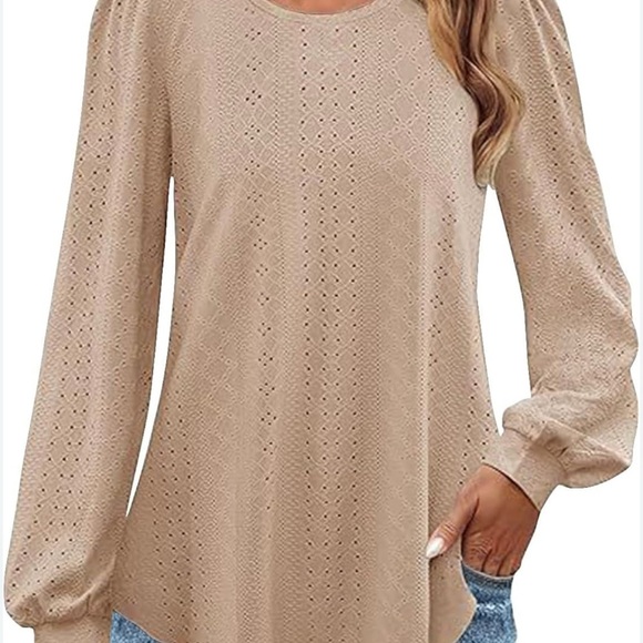 Zesica Tops - Zesica Womens Beige Tunic Top Puff Long Sleeves Eyelet Crewneck -NWT